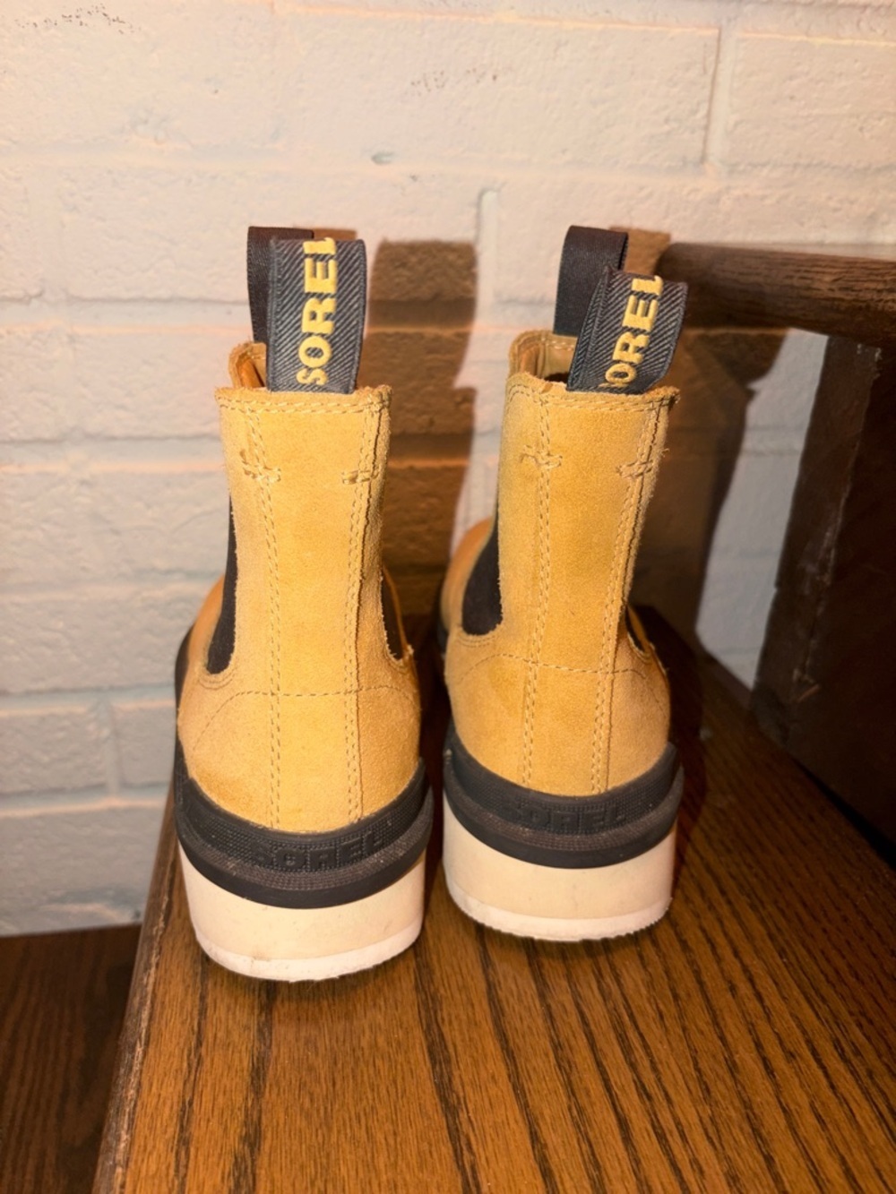 Sorel Hi-Line Chelsea Boots – Geo Yellow Suede | Size 7 💛 - Picture 6 of 8